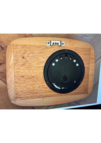 Ahşap Kaidesinde Fischer Derece ve Barometre 19 cm 14 cm Ölçülerinde