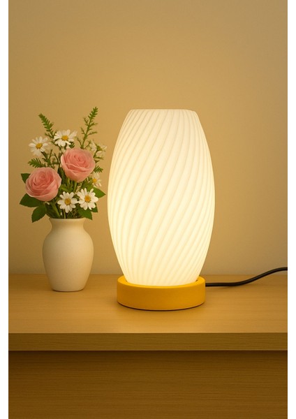 Çizgili Spiral Tasarımlı Modern Masa Lambası – Dekoratif Abajur ve Gece Lambası | E27 Uyumlu Kablolu LED Aydınlatma modelleri