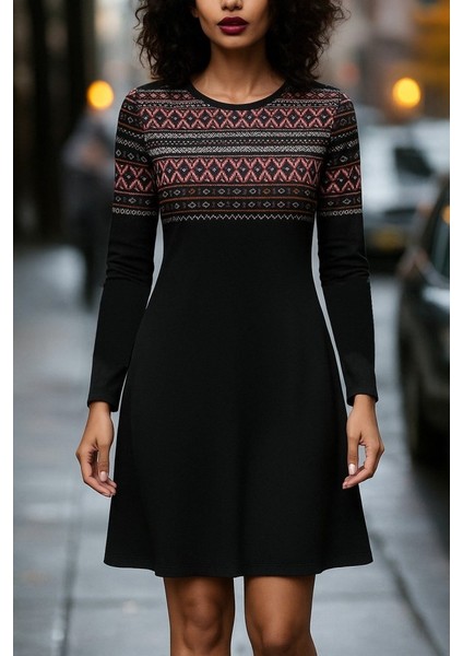 Kadın Uzun Kollu Bisiklet Yaka Etnik Desenli Kısa Şardonlu Dalgıç Elbise modelleri