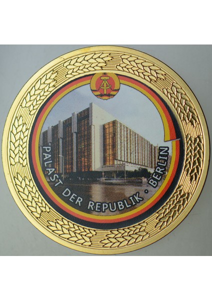 Doğu Almanya Madalyon 1949-1990 Berlin Cumhuriyet Sarayı. Renkli 33 mm Çil. fiyatları
