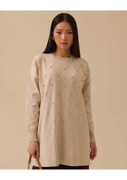 10002521711011 Önü Baklava Desenli Taşlı Kol Ucu Lastikli Soğuk Triko Tunik