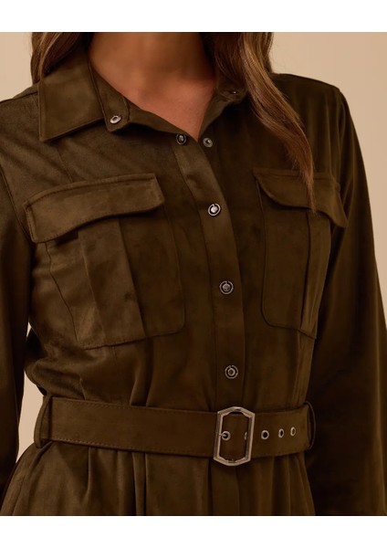 10002521311007 Önden Düğmeli Beli Kemerli Süet Elbise modelleri