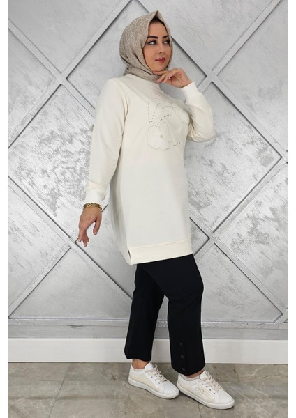 Kadın Dikme Çiçek ve Taş Detaylı Tesettür Tunik