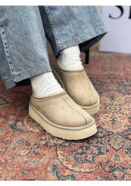 Yula Içi Kürklü Işleme Detaylı Bej Süet Kadın Bot