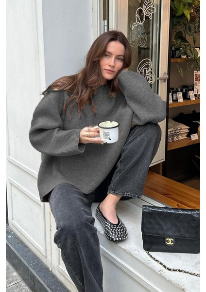 Antrasit Bisiklet Yaka Yumuşak Dokulu Oversize Triko Kazak