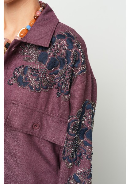 Kadın Nakış Işlemeli ve Boncuk Işlemeli Düz Renk Ceket fırsatları