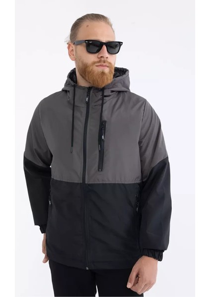 İçi Astarlı Su ve Rüzgar Geçirmez Cepli Erkek Yağmurluk