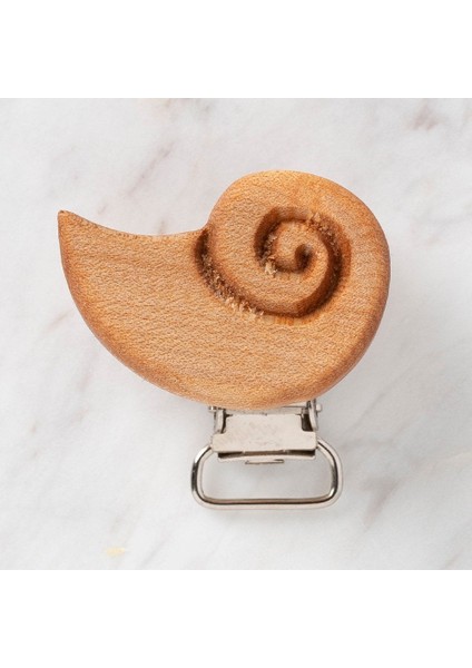 Hobi Baby Salyangoz Figürlü Organik Ahşap Emzik Kl