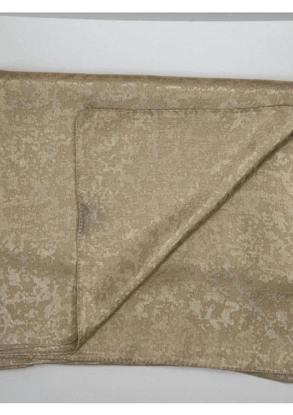 Gold Renginde Desenli Ince Şal