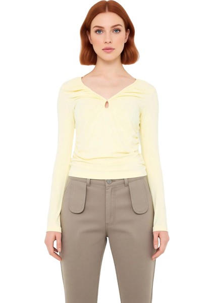 Kadın V Yaka Büzgülü Uzun Kollu Fitted Örme Kaliteli Şık Rahat Modern Zarif Günlük modelleri