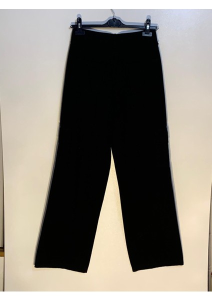 Kadın Pantolon – Şıklığın ve Konforun Buluşması fiyatları