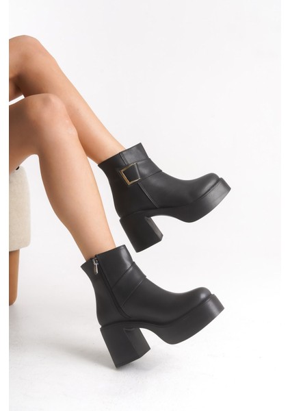 Aksesuar Detaylı Kalın Taban ve Topuklu Kadın Bot 914310-Z fiyatları