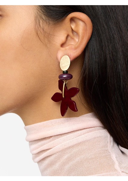 Çiçek Detaylı Uzun Küpe