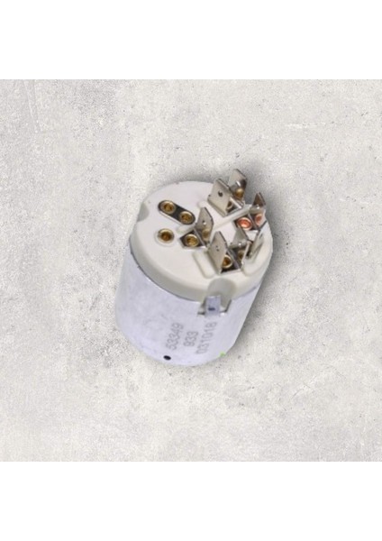 6U0905851B Kontak Fi̇şesi̇ (Soket) - Felicia