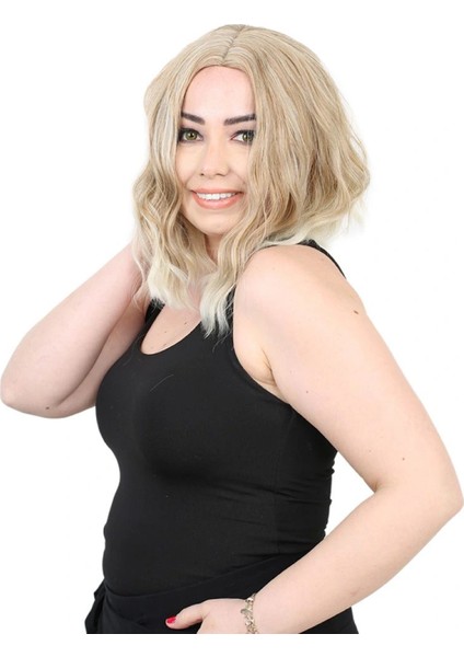 Fiber Sentetik Kısa Dalgalı Perçemsiz Peruk - Karamel / Platin Röfleli modelleri