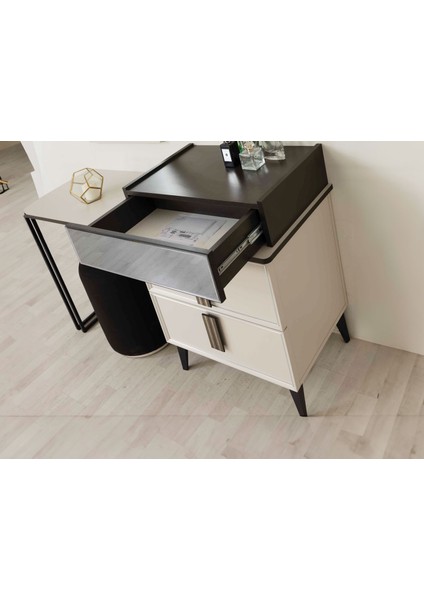 Favori Makyaj Masası fiyatları