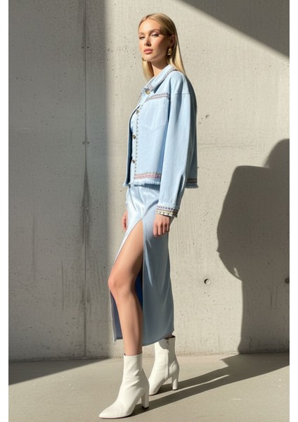 Kadın Açık Mavi Nakışlı Işlemeli Uzun Kollu Düğmeli Oversize Kot-Denim Jean Ceket - Kadın Ceket indirimleri