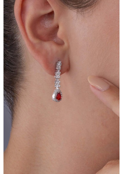 Yakut Taşlı Damla Motifli Rodyum Kaplama Gümüş Küpe fiyatları