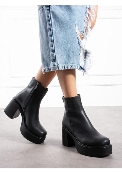 Sade Kalın Taban ve Topuklu Kadın Bot 914301-Z