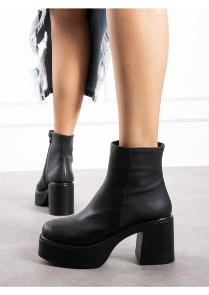 Sade Kalın Taban ve Topuklu Kadın Bot 914301-Z modelleri