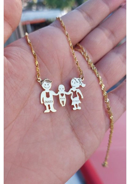 925 Ayar Gümüş 24 Ayar Altın Kaplama 3 Çocuk Figürlü Aile Kolye