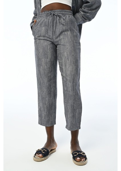 Kadın Lacivert Rahat Kalıp Pantolon