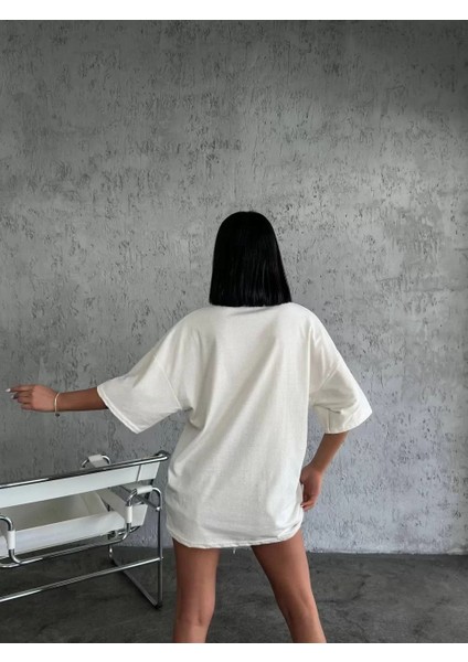 Unisex Düz Biskilet Yaka oversize T-Shirt - Beyaz fırsatları