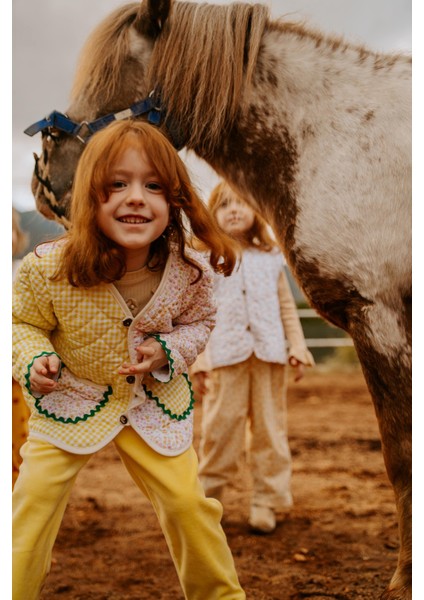 Flower Garden Peluş Detaylı Ceket fırsatları