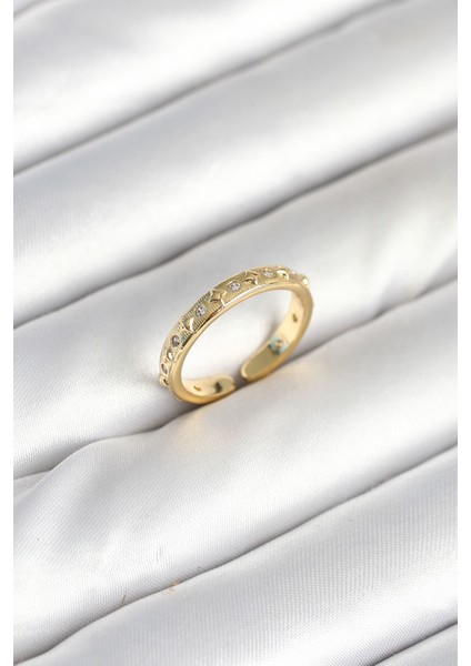 Zarif Parmaklar Için Golden Pirinç Yapım Zirkonlu Tip Kadın Yüzük