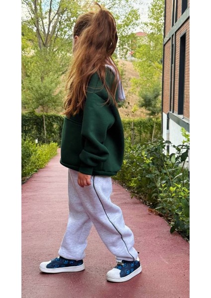 Nakış Detaylı Oversize Kanguru Cepli Kapüşonlu Şardonlu Çocuk Takımı 5-6 Yaş - Yeşil modelleri