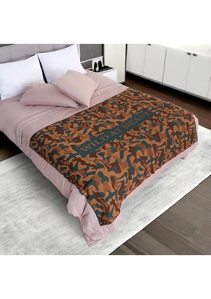 Kamuflaj Desen Örgü Battaniye – Akrilik, Dayanıklı, Doğada ve Evde Kullanıma Uygun Kamp Battaniyesi fırsatları