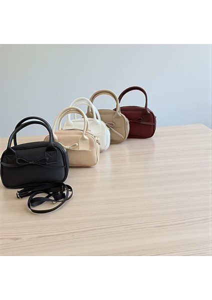 Fiyonk Model El Kol Omuz Çantası fırsatları