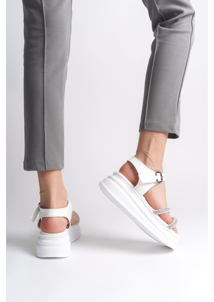 Zlohe Kalın Tokalı Taşlı Şeritli Ortopedik Taban Kadın Sandalet Cbt - Beyaz fiyatları