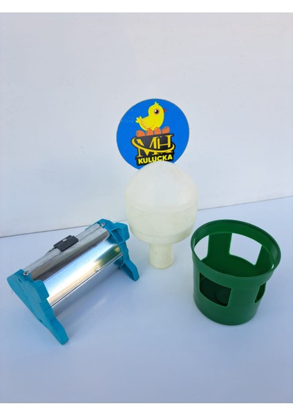 Güvercin Suluğu 1 Litre + 15 cm Güvercin Yemlik modelleri