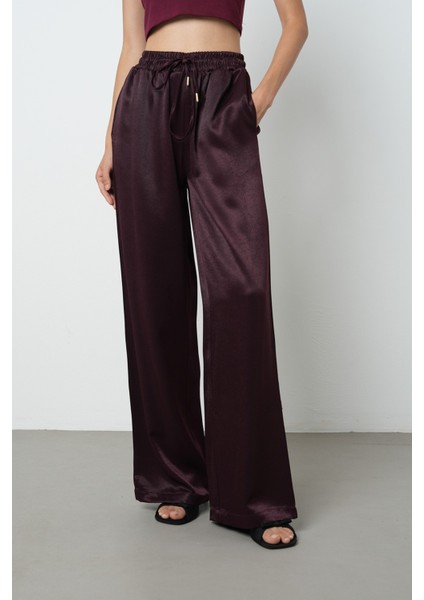 Kadın Düz Renk Bağcık Detaylı Bol Paça Beli Lastikli Pantolon modelleri