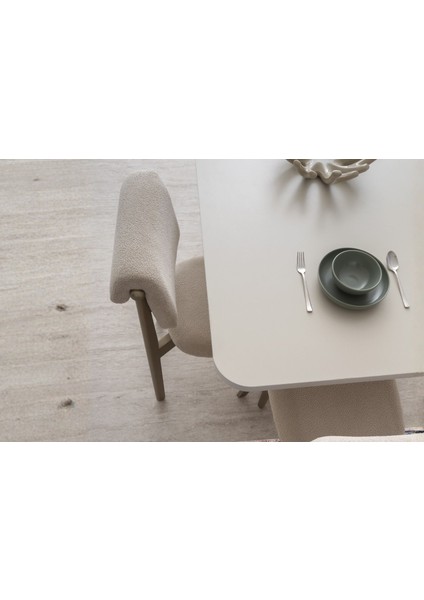 Moun Masa Takımı fırsatları