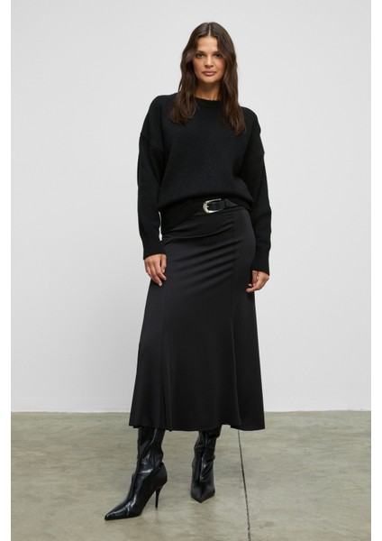 Jeveux Kadın Esnek Kumaşlı Dikiş Detaylı Uzun Siyah Etek fiyatları