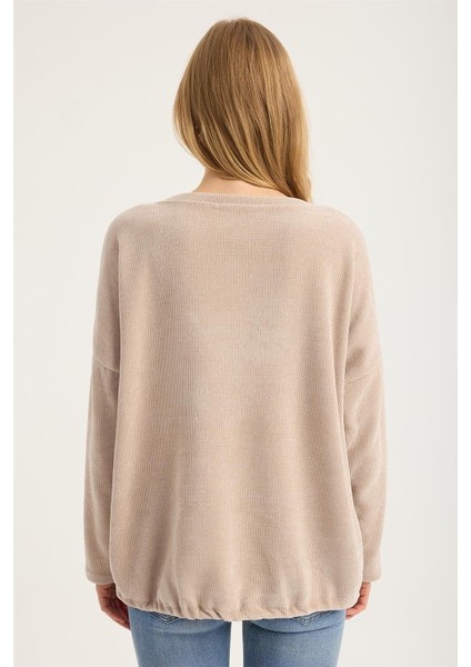 Kadife Yaldız Yazılı Bluz indirimleri