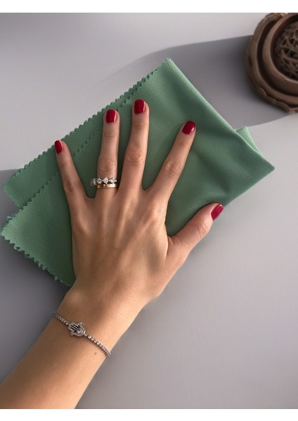 Aliva's Premium Mikrofiber Cam ve Ayna Bezi- Sihirli Temizlik Bezi 40 X40 Cm-Mor Mavi Yeşil Renk 3 Adet