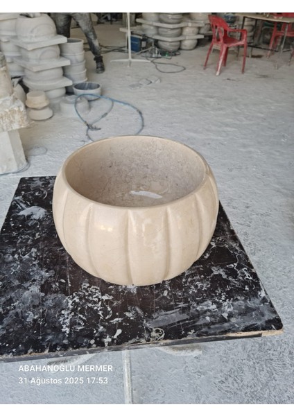 Marmara Mermer Köşe Kurnası