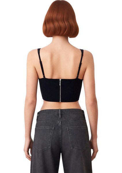 Kadife Kalp Yaka Ince Askılı Crop Üst Şıklık ve Zarafetin Buluştuğu Nokta Kaliteli Şık Rahat fırsatları