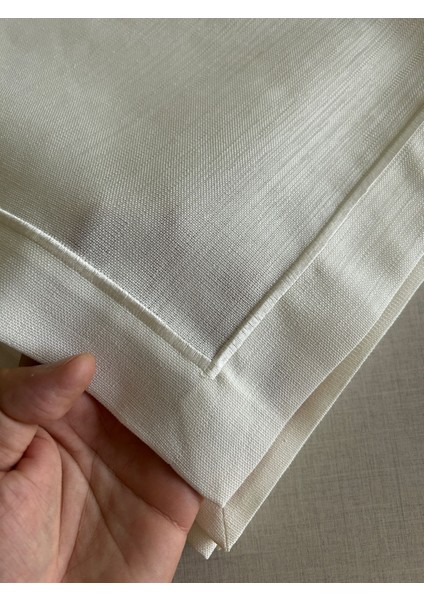 Çeyizlik Piko Sarma Detaylı Dertsiz Masa Örtüsü Simsiz Krem