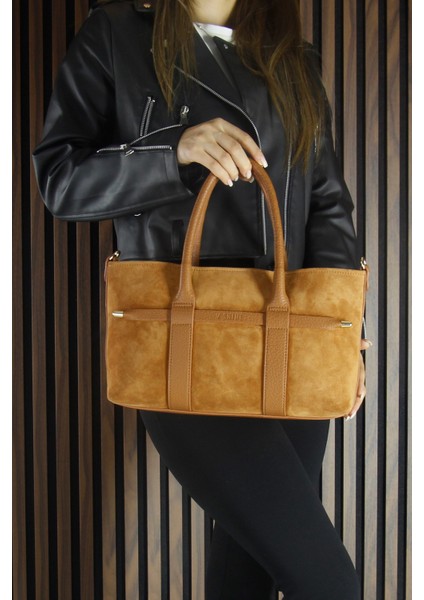 Taba Hakiki Dana Süet Fermuarlı Üç Bölmeli Iç Cepli Askılı Orta Boy Günlük Omuz Çantası fırsatları