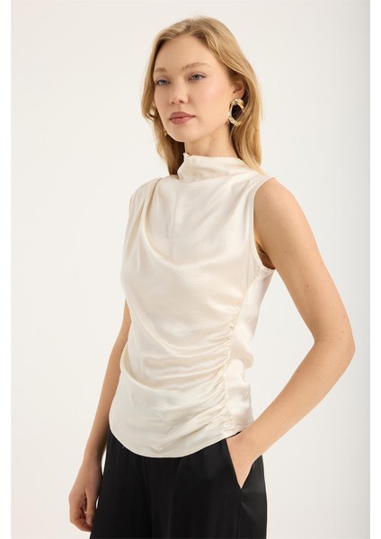 Kolsuz Sol Yanı Drapeli Bluz fiyatları