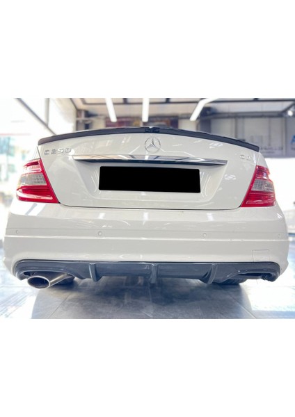 Mercedes W204 (C63-C180-C200-C250) Difüzör 2007-2011 Parlak Siyh indirimleri