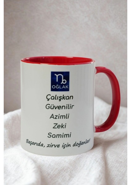 Oğlak Burcu Porselen Kupa – Çalışkan, Güvenilir, Azimli, Zeki ve Samimi – Kırmızı Kulplu Hediye Kupa