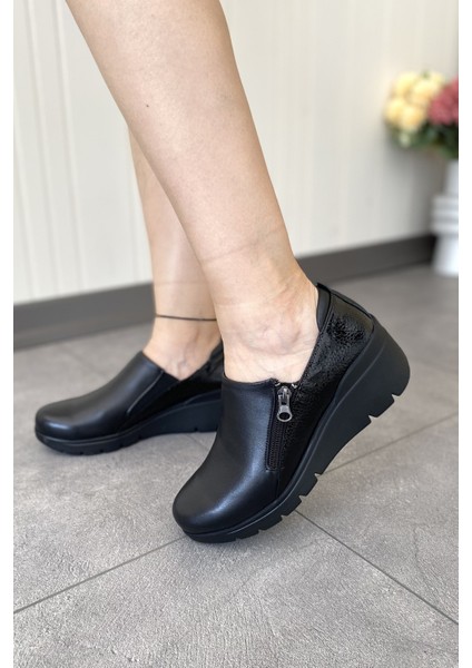 Hakiki Deri Siyah Dolgu Topuk Garnili Ortopedik Kadın Ayakkabı TMD202528 fırsatları