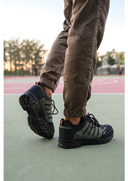 Haki Siyah Trekking Ayakkabı Kışlık Kullanım İçin Su Geçirmez Özellikte