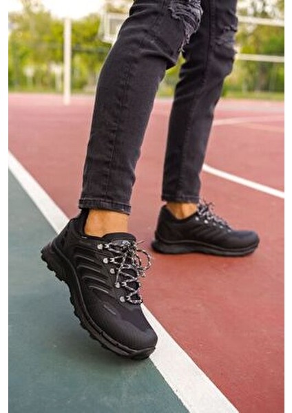 Siyah 3D Rubber Trekking Ayakkabı Düz Tabanlı Koku Yapmayan İç Astar 00128060