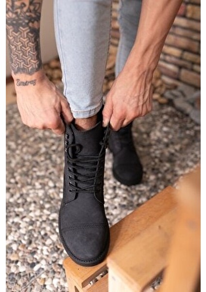 Siyah Erkek Bot Suya Dayanıklı Ortapedik İç Taban ile Konforlu Kullanım